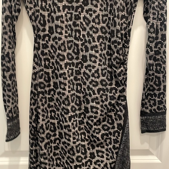 MICHAEL Michael Kors XS Black Leopard Print Long Sleeved Dress - Picture 5 of 11